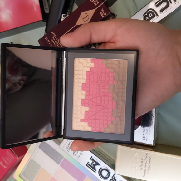NARS Fireclay Mosaic Glow Blush - Picture 2 of 4